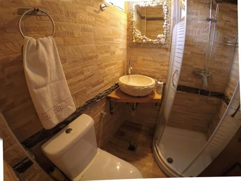Ladario Studios Sarti Luaran gambar